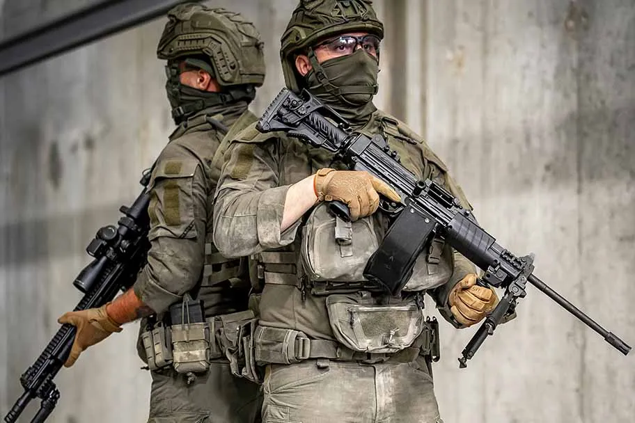 IWI-NEGEV-5