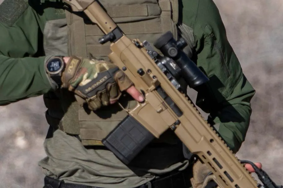 IWI-ARAD-7-AR-16-2581